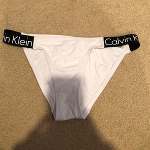 BOTTOM AND TOP NEW CALVIN KLEIN BIKINI